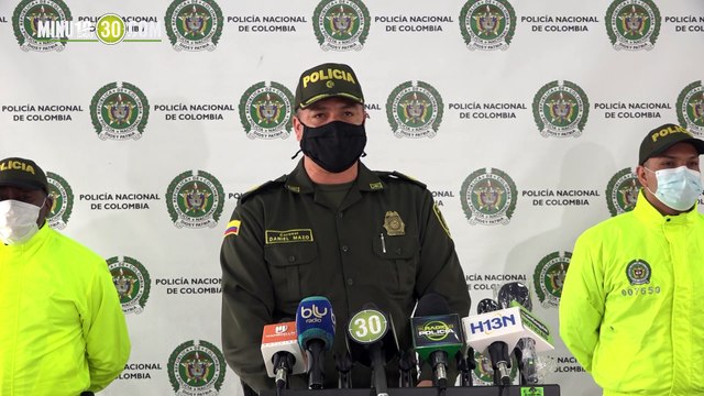Video. ¡Muy bueno! Capturaron a este ‘pelado’, que minutos antes se había robado dos celulares en Laureles