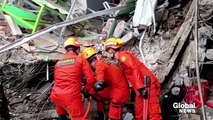 Sismo en Indonesia: Rescatistas en busqueda de sobrevivientes del sismo