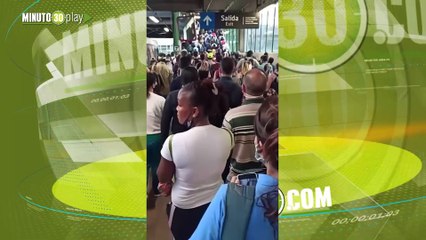 Así está la Estación Caribe del Metro de Medellín en la hora pico