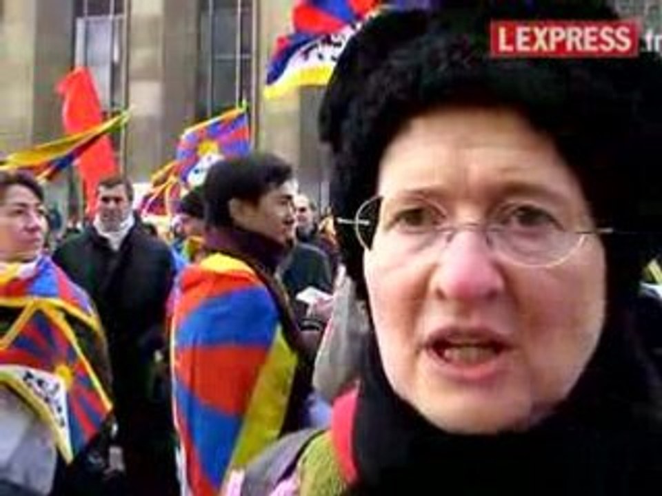"Attirer l'attention sur les Tibétains"