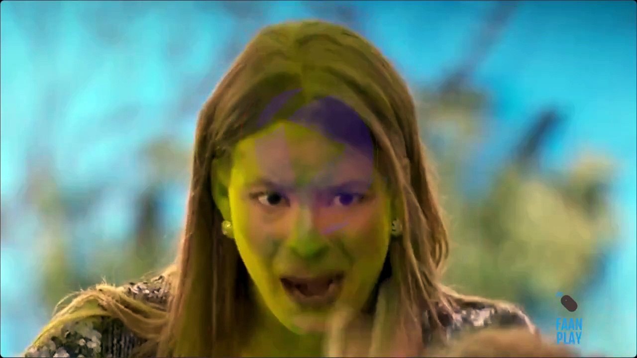 "Senhores, mais uma vez, isso é um jogo de conversa, é um jogo de convivência. Se fosse para ser p******, era UFC, era Jungle Fight. Então, senhores, comportem-se", diz a voz.