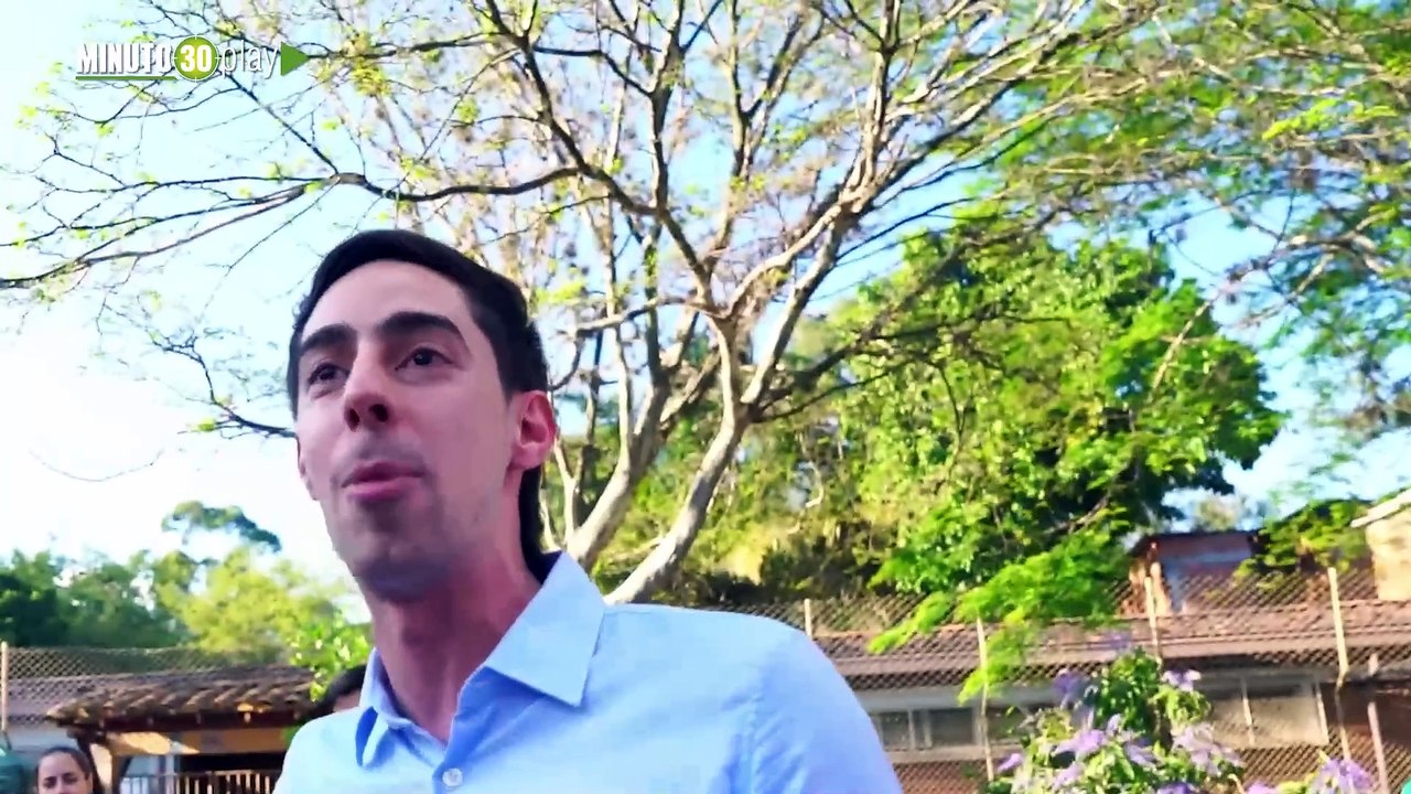 Juan Carlos Upegui visitó tres comunas de Medellín este fin de semana