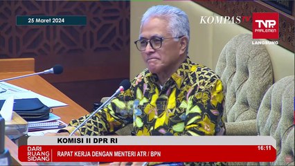 Скачать видео: Panas! Debat Anggota DPR saat Pangkat Mayor AHY Disinggung dalam Rapat Komisi II