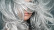 Haarfarben, die älter machen: Diese Farben solltest du im Alter besser meiden