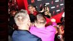 Conor McGregor y MGK se enfrentan en la alfombra roja de los VMAs