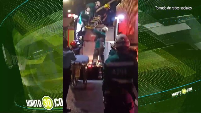 Conductor trasportaba encima de una tractomula dos cadáveres y un herido en la Autopista Sur de Medellín