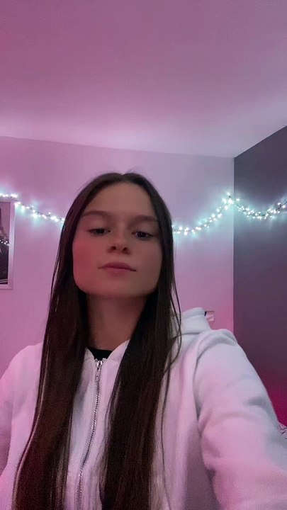 Anaïs Robin, chanteuse populaire sur les réseaux sociaux, est décédée à l’âge de 21 ans dans un accident de la route près de Lille