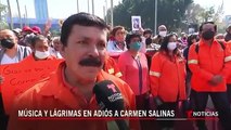 Realizan homenaje de cuerpo presente a Carmen Salinas en Ciudad de México