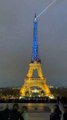 La Torre Eiffel se ilumina de azul y amarillo en el primer aniversario de la guerra de Ucrania