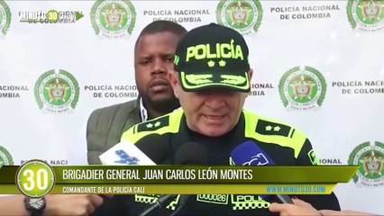 Imagenes fuertes. Momento en el que asesinan a dos personas en Cali