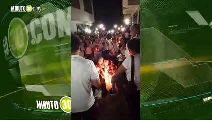 SIN AUTOPLAY  Un hombre persiguió y decapitó a su expareja con un machete en una calle de La Unión, Cauca