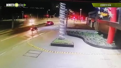 Fuerte accidente en Cali dejó cinco personas heridas