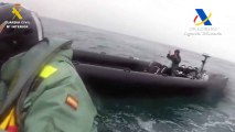 Vídeo de la Guardia Civil en el que interceptan embarcaciones dedicadas al narcotráfico.