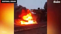Los ucranianos dan un paseo con un TANQUE ruso y queman un lanzamisiles de 11 millones de libras mientras la resistencia se mantiene firme