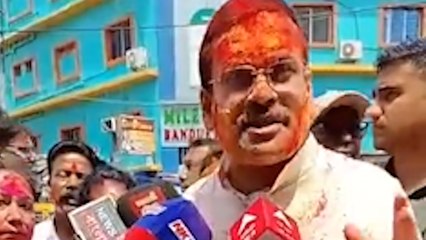 Modi-ই প্রধানমন্ত্রী হচ্ছেন, তাই বাম ভোট নষ্ট করবেন না: অনির্বাণ গঙ্গোপাধ্যায় | Oneindia Bengali