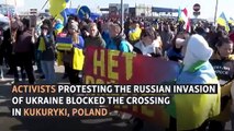 Activistas ucranianos contra la guerra bloquean camiones en la frontera entre Polonia y Bielorrusia