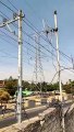 #VIDEO: Indigente se lanza desde una torre de alta tensión en Iztapalapa