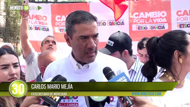 Vamos a cambiar el pensamiento del país Exfuncionarios de la Alcaldía de Medellín se unen oficialmente a Gustavo Petro