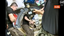 L'equipaggio della navetta russa Sojuz Ms-25 a bordo della Stazione Spaziale