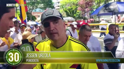 entrevista a Mauricio Tobón en las marchas