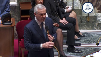 Bruno Le Maire s'engage à "revenir sous les 3% de déficit public en 2027"