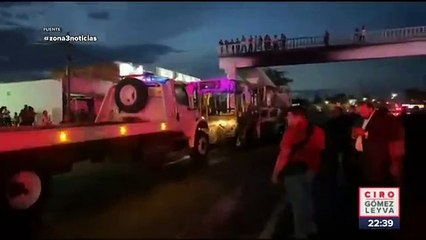 Скачать видео: Reportan bloqueos y quema de vehículos en Jalisco y Guanajuato