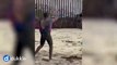 #VIDEO: Migrante se resiste a ser detenido por la Patrulla Fronteriza en la playa de San Diego