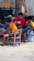 Niños de Monterrey haciendo carnita asada! mientrastanto en MTY