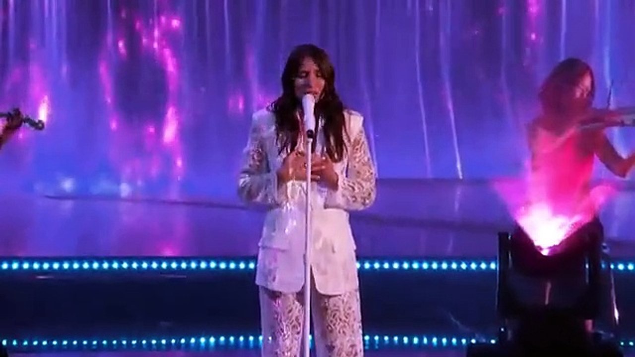 AGT 2022 Lily Meola interpreta una impresionante canción original