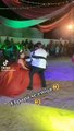 #VIRAL - Chambelanes sacan los pasos prohibidos y papá de la quinceañera enfurece