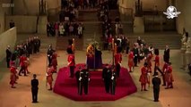 Guardia Real se desmaya durante el funeral de la reina Isabel II