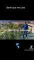 ¡Sáquenme de aquí!; youtuber viajero entra en pánico en el puente de vidrio de Zacatlán