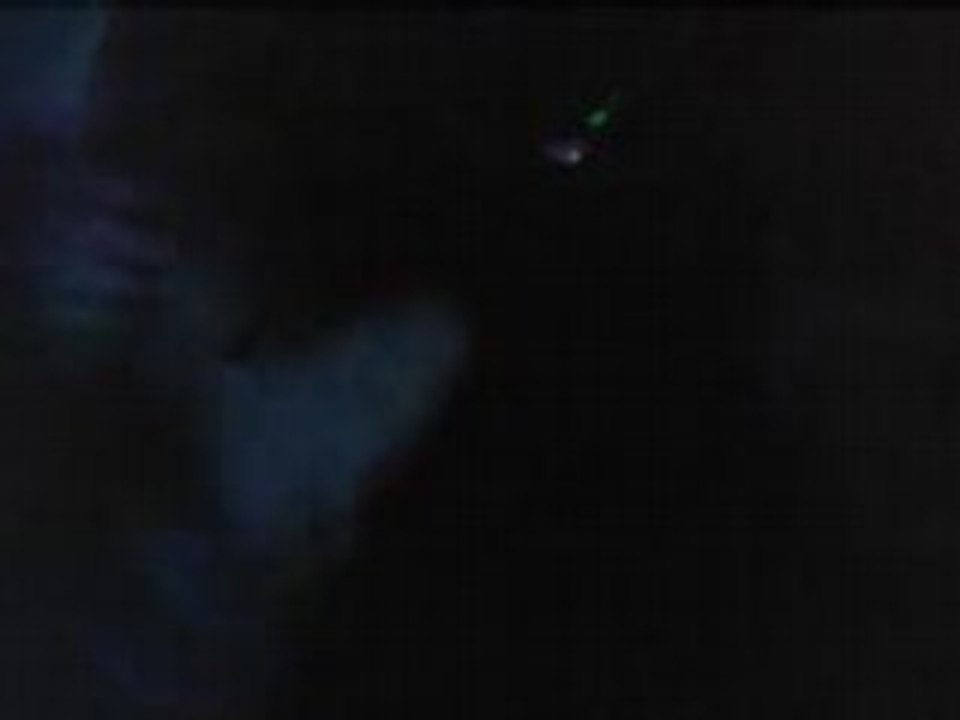 Day-Day dance electro (tecktonik ambiance de fou)