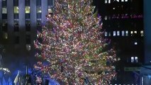 El árbol de Navidad de Rockefeller se enciende en Nueva York