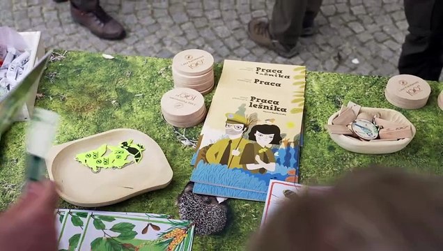 Drzewko za surowce wtórne. Akcja w Namysłowie