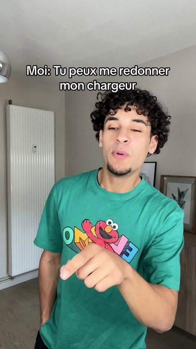 Mais donne moi mon chargeur même si j'ai 70%, redonne le moi sale crabe. #chargeur #frereetsoeur