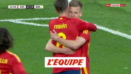 Olmo s'amuse avec Beraldo face au Brésil - Foot - Amical - ESP