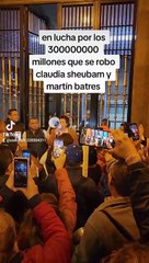 下载视频: Los 300,000,000 que robo Claudia Sheinbaum y Martí Batres