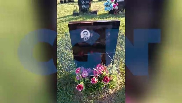 Internauta denuncia furto de placas de bronze dos túmulos no Cemitério São Luiz