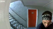 #VIDEO: Un hombre dispara a través de la puerta a unos supuestos ladrones que se hacían pasar por trabajadores de mantenimiento