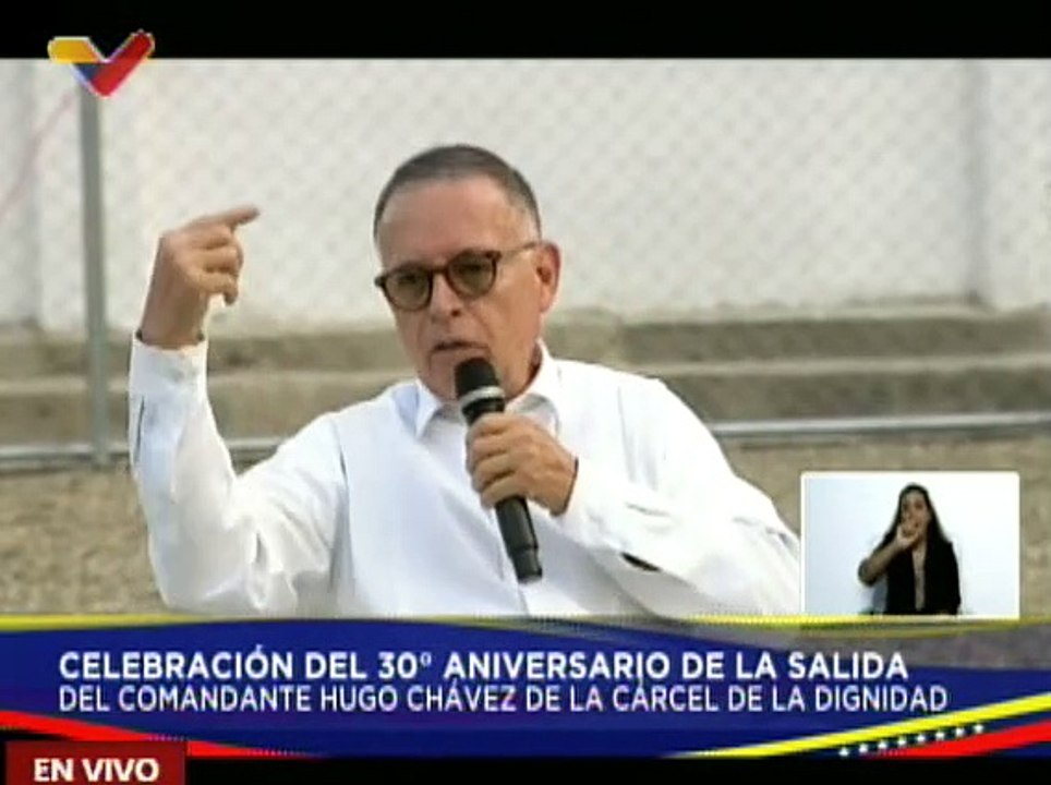Embajador de Venezuela en México Arias Cárdenas...