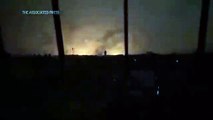 Explosiones iluminan el cielo nocturno en el norte de Gaza