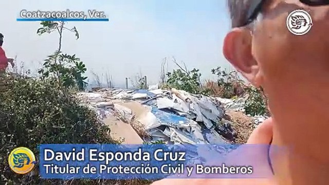 Incendio de pastizales y de basurero clandestino sofocan al poniente de Coatzacoalcos