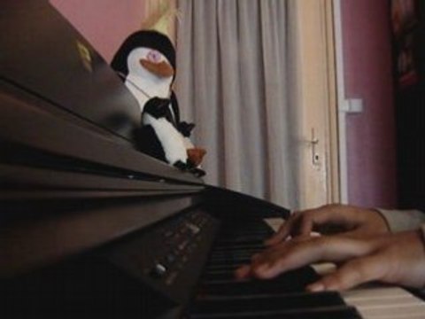 Unfaithful - Rihanna au piano par vinoth93