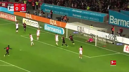 Download Video: ¡El Leverkusen venció al Bayern! | Bayer 04 Leverkusen - FC Bayern 3-0 | Aspectos destacados | Jornada 21 – Bundesliga