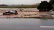 Inundaciones en Brasil.arrastran auto en Rio Grande do Sul