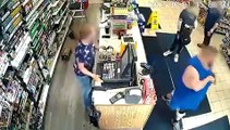 Chico de 12 años asalta gasolinera a punta de pistola