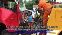 Tabrakan Beruntun di GT Halim, Sejumlah Mobil Rusak Parah