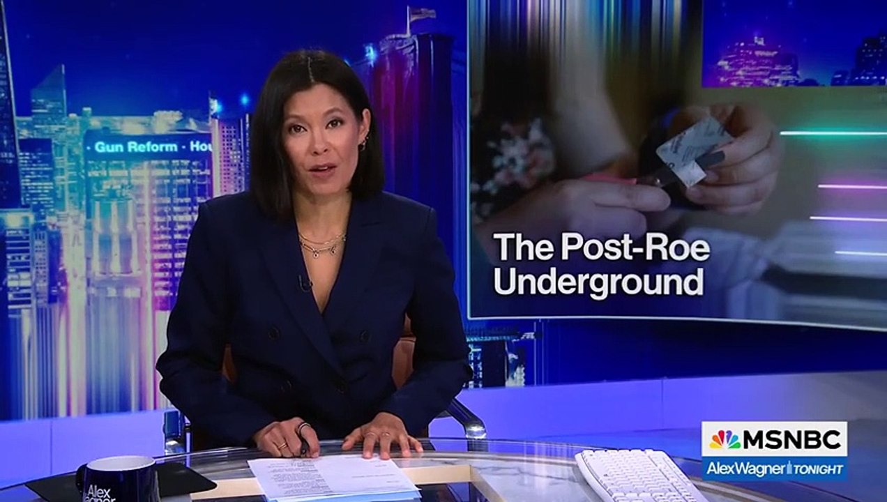 'Post-Roe underground' helps women in abortion ban states access abortion pills