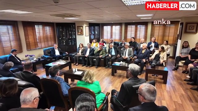 Vahap Seçer, Mersin Serbest Muhasebeci Mali Müşavirler Odası'nı ziyaret etti